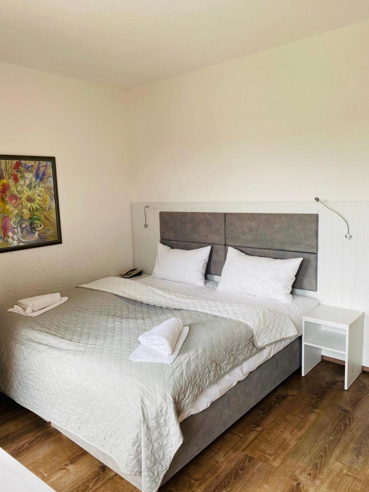 Strandhotel Vier Jahreszeiten Buckow Εξωτερικό φωτογραφία